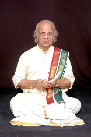 Bharatnatyam Dance performance held to honour Guru Adyar K Lakshman